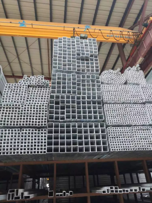 西市镀锌无缝方矩管