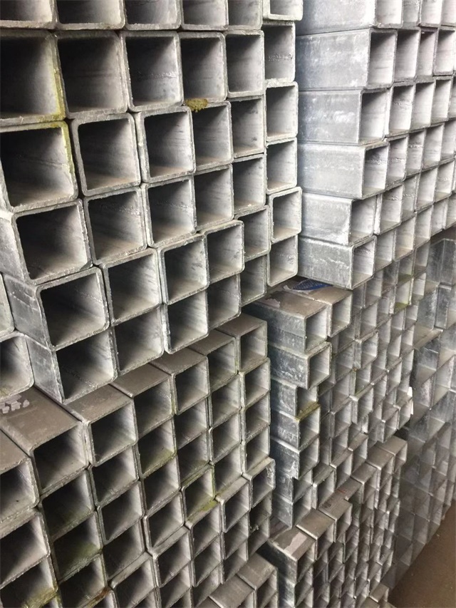 低合金 Q355B 西市西市西市镀锌无缝方管 工程专用无缝西市西市西市镀锌方管